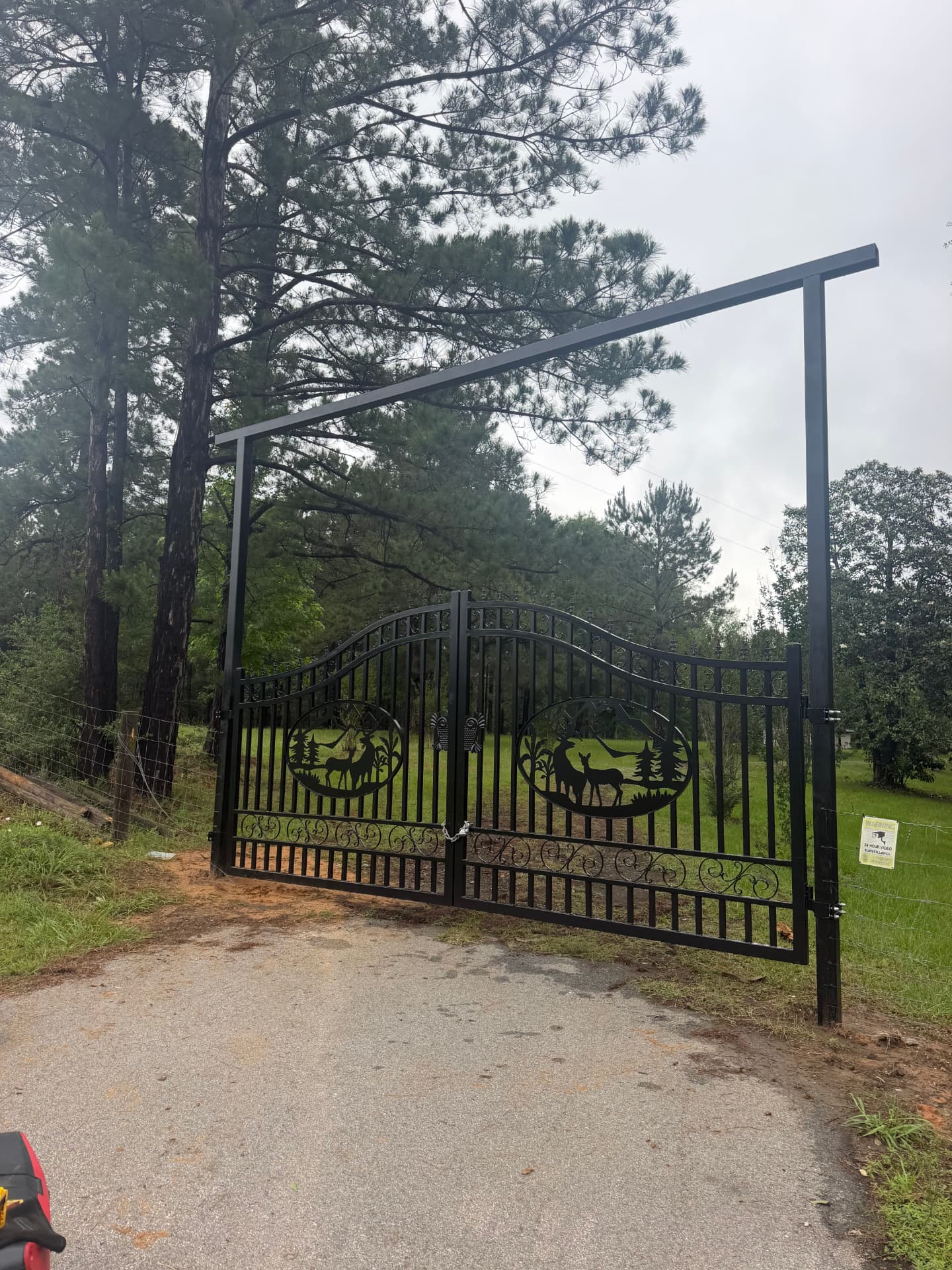 Deer Swing Gate · 16 ft · In Stock