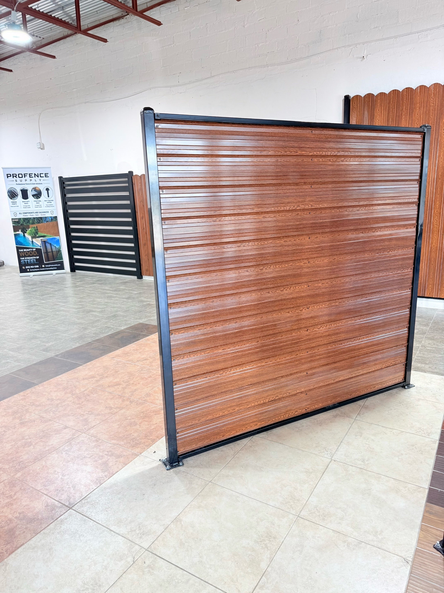 Powder-coated Horizontal DuraFence panel display