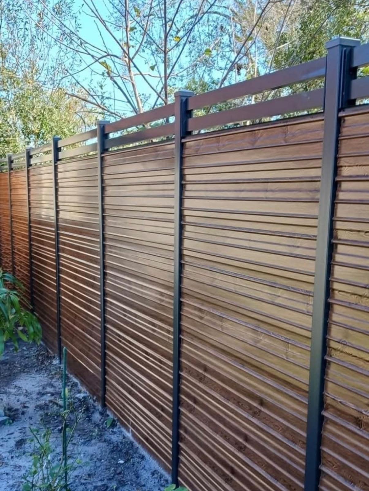 Horizontal Wood-grain with Topper